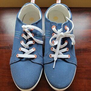 Vionic Beach Women's Stinson Navy Sneaker Shoe Size 9. Canvas Slip-on Sneaker